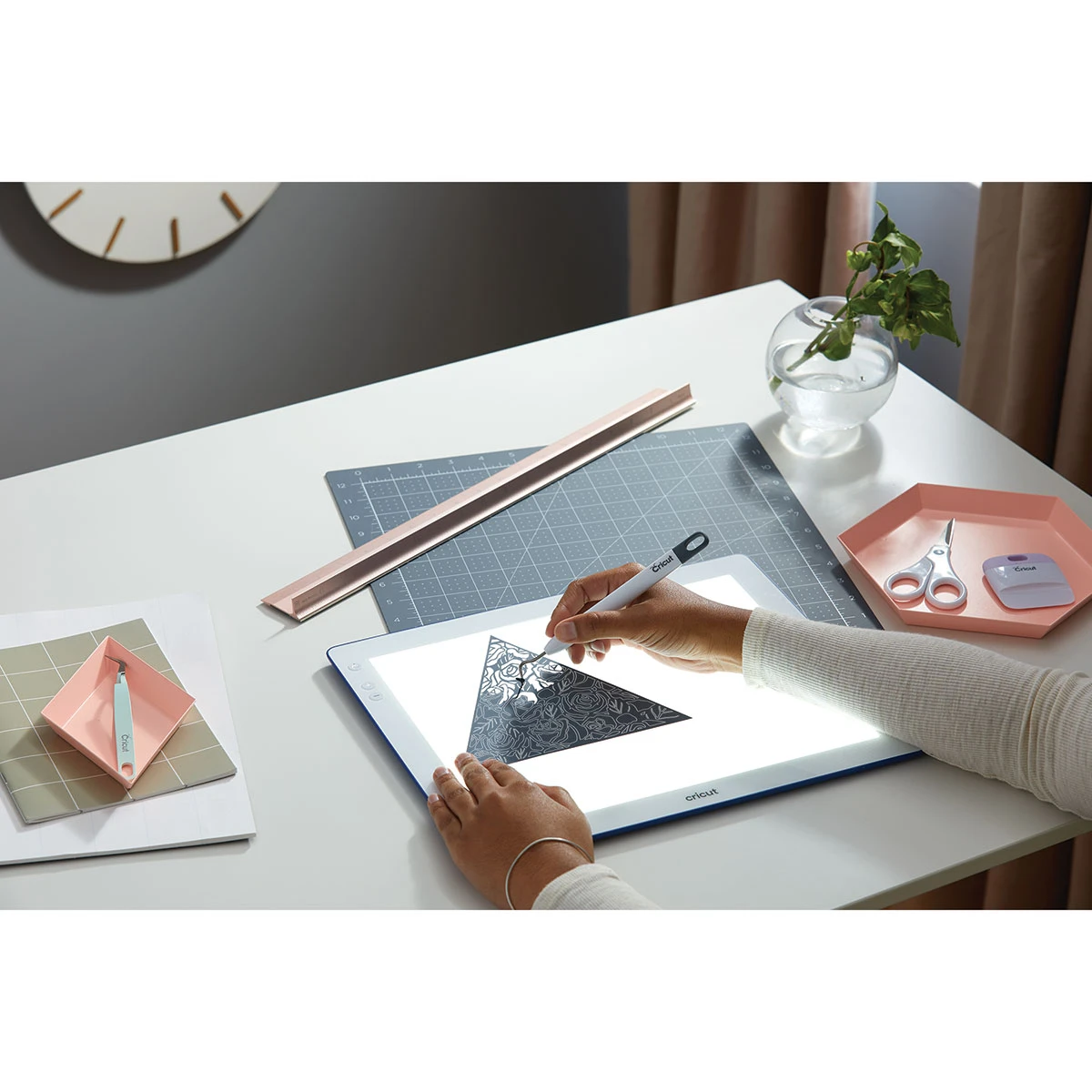 Cricut BrightPad Go 4 Cricut BrightPad Go - Image 4