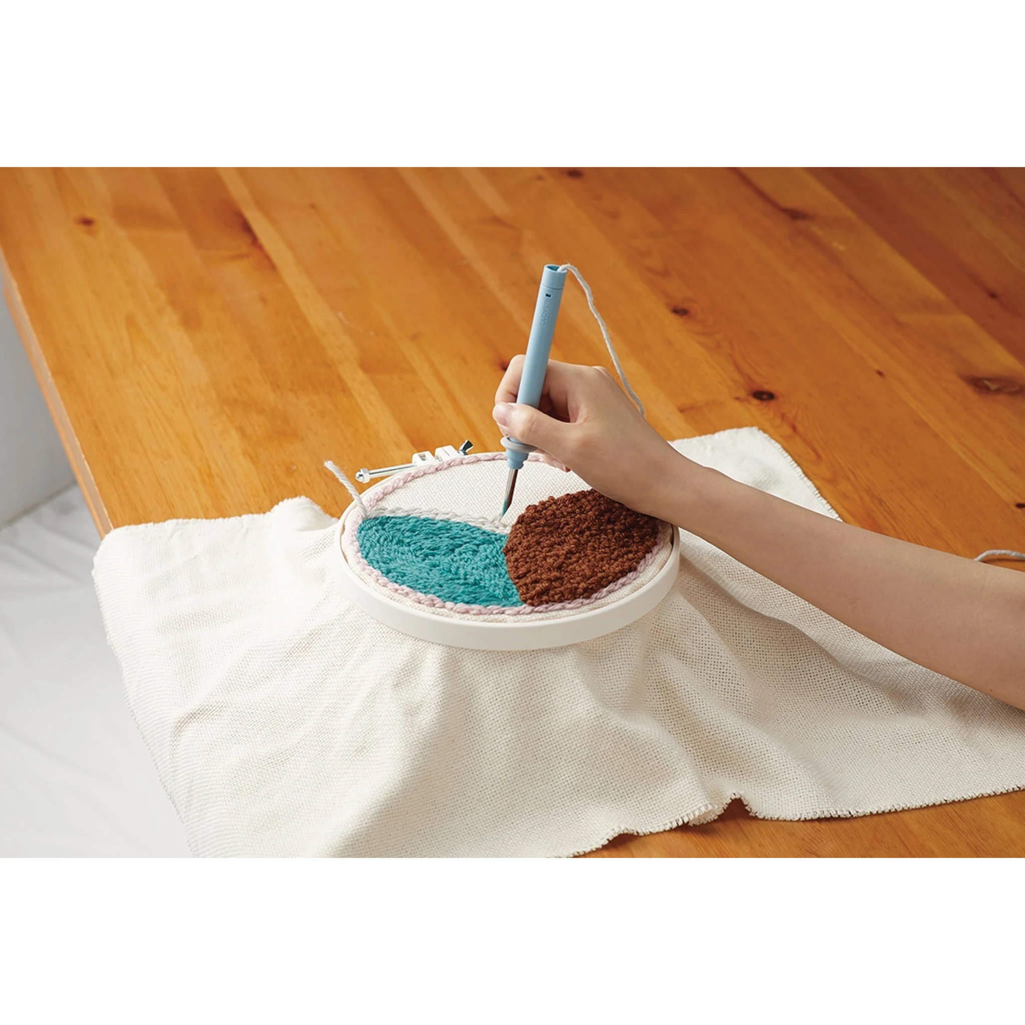 Clover Punch Needle 4 Clover Punch Needle - Image 4