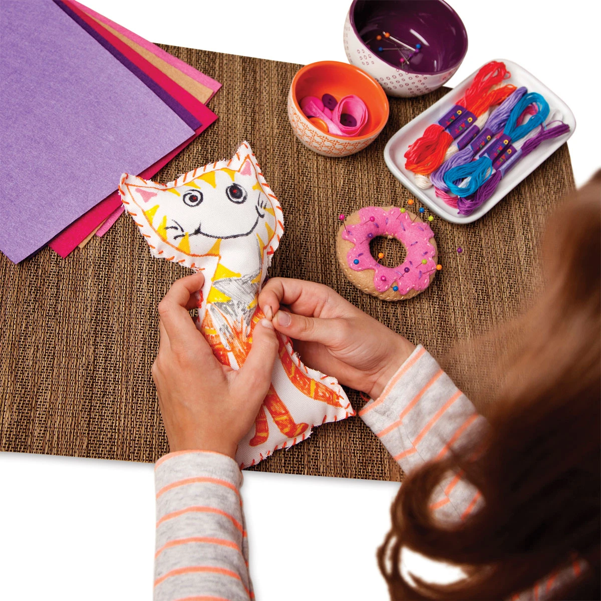 CraftTastic Learn To Sew Kit 3 CraftTastic Learn To Sew Kit - Image 3